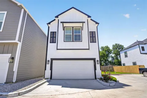 8135 Esther Acres Lane