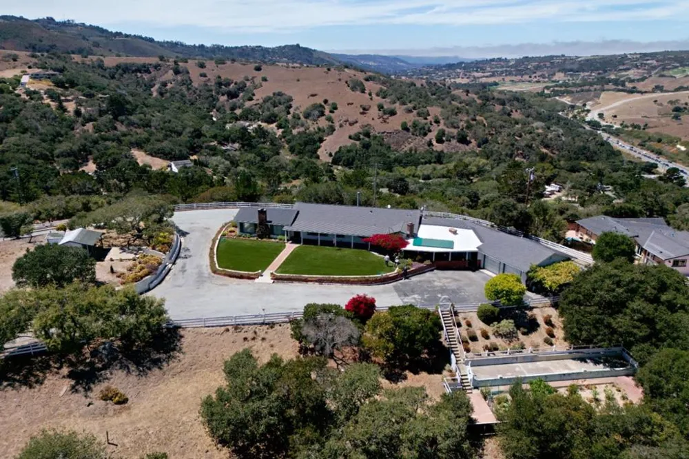 60 Seca Place Salinas, CA 93908