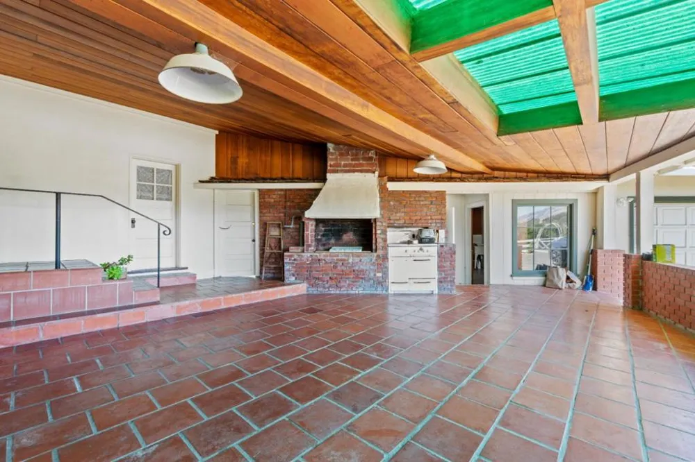 60 Seca Place Salinas, CA 93908