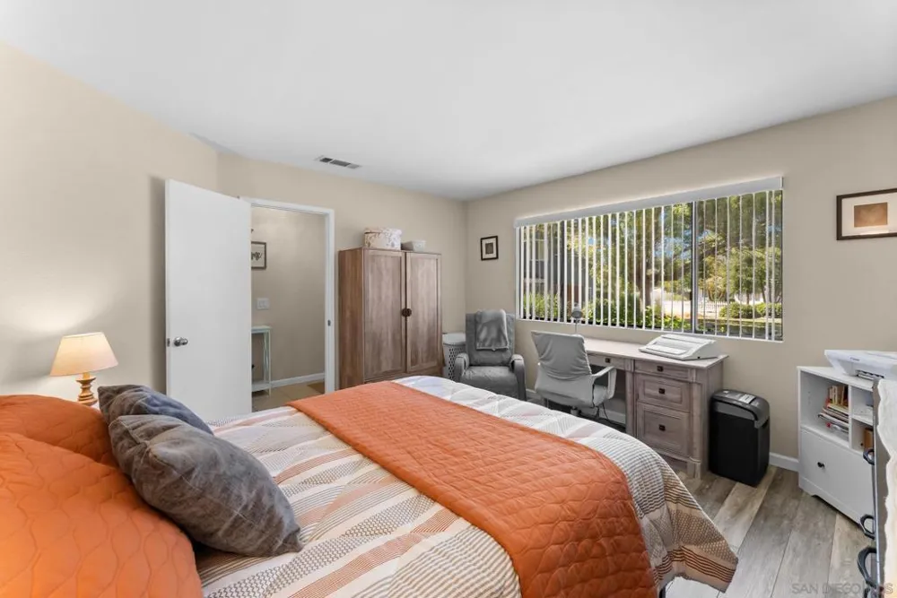 16333 Bassett Ramona, CA 92065