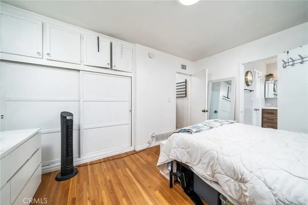 5595 Hawthorne Montclair, CA 91763