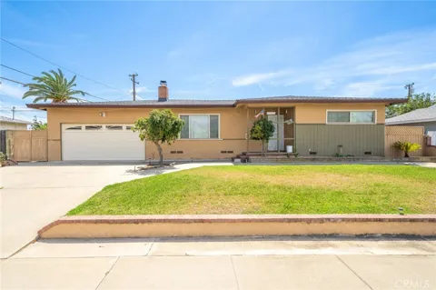5595 Hawthorne