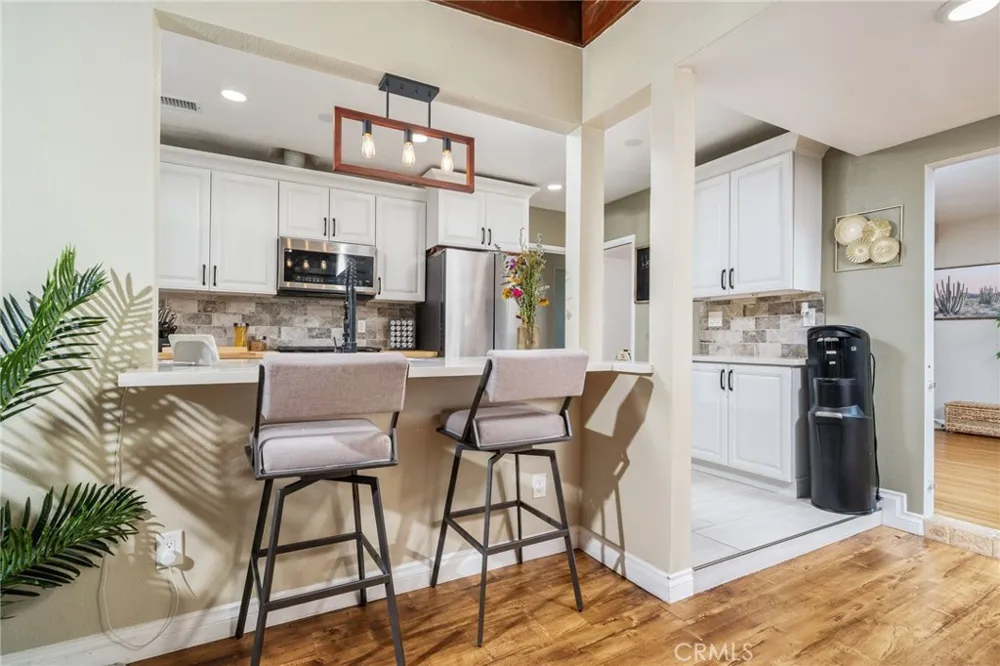 5595 Hawthorne Montclair, CA 91763