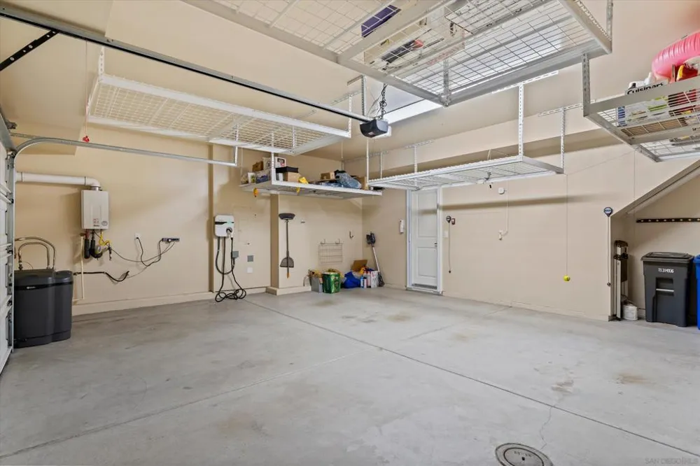 3149 Dega Carlsbad, CA 92010