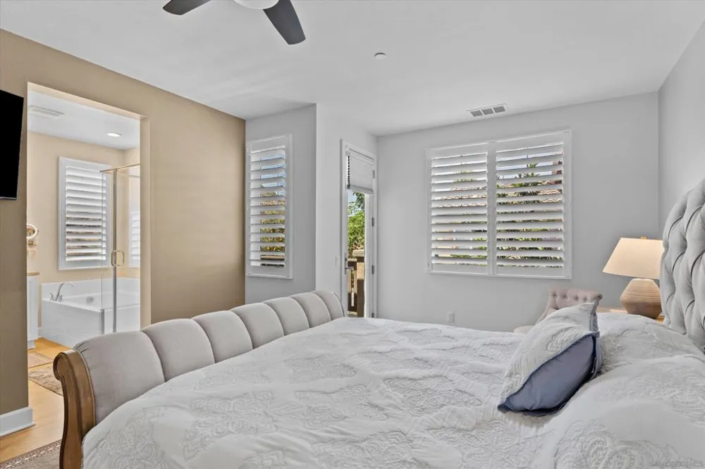 3149 Dega Carlsbad, CA 92010