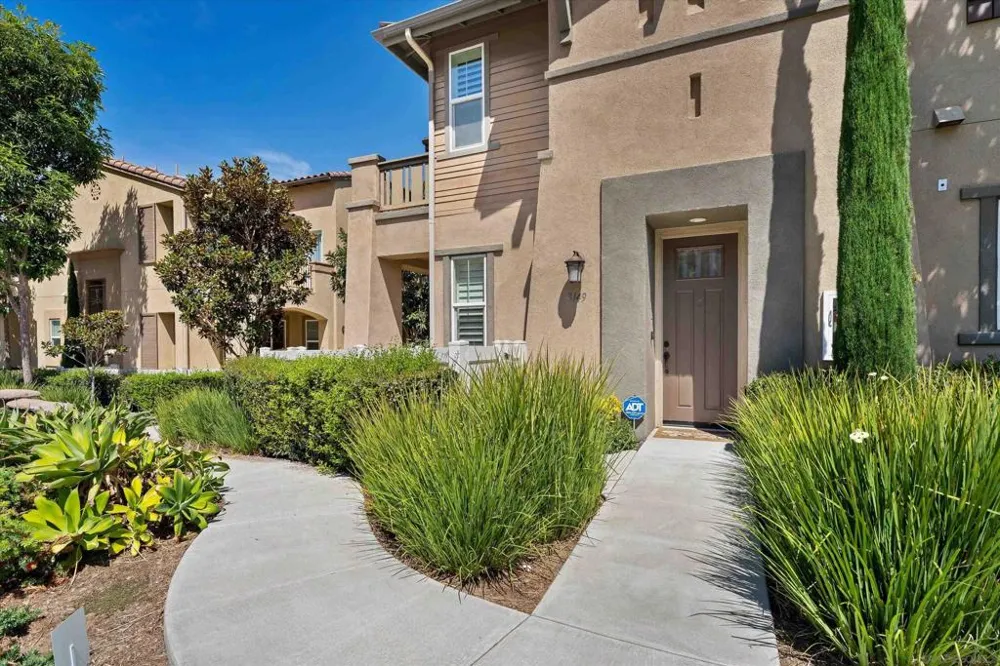 3149 Dega Carlsbad, CA 92010