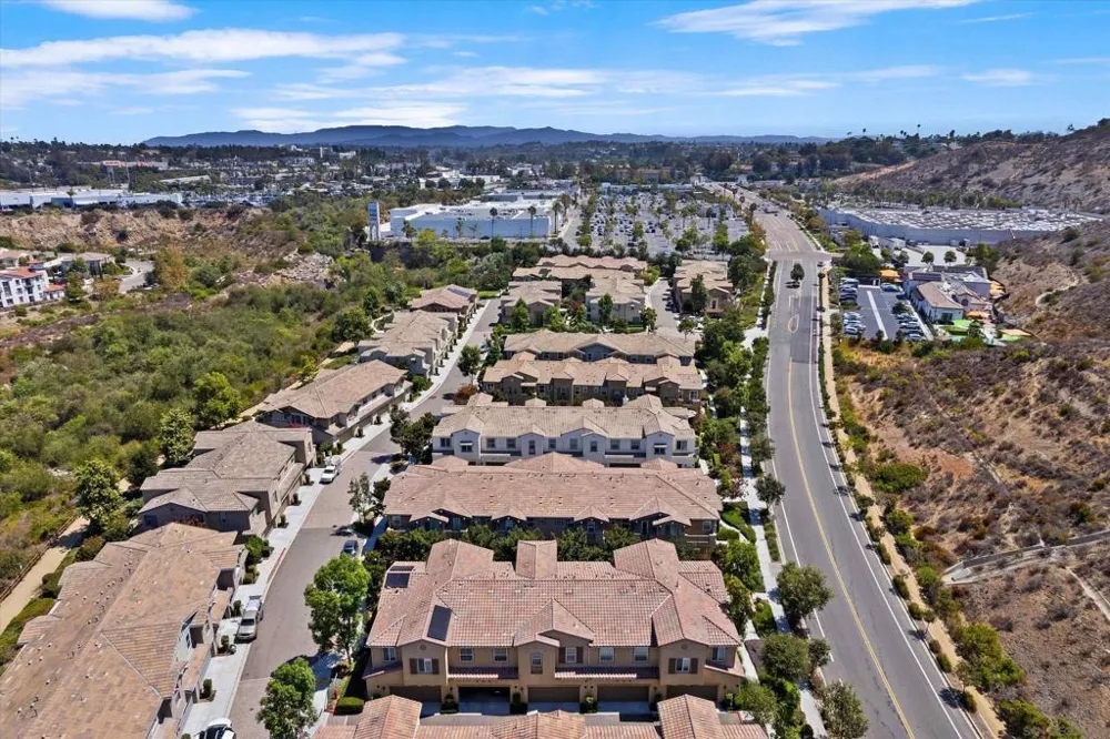 3149 Dega Carlsbad, CA 92010
