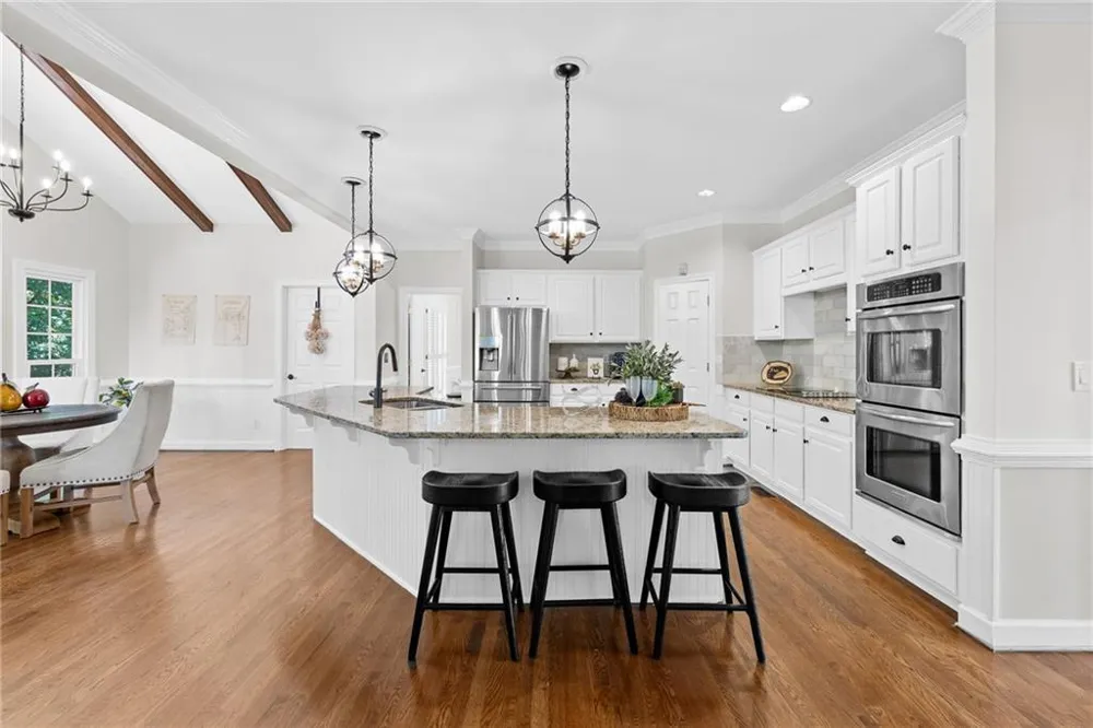 10245 Groomsbridge Road Johns Creek, GA 30022