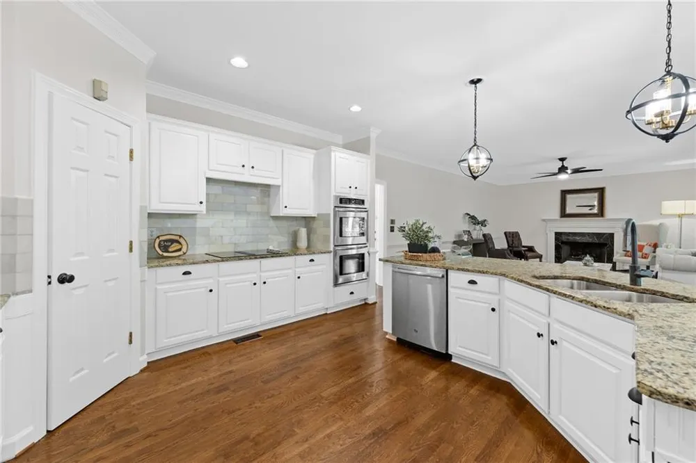 10245 Groomsbridge Road Johns Creek, GA 30022
