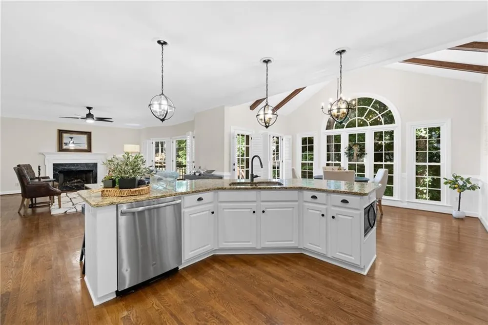 10245 Groomsbridge Road Johns Creek, GA 30022