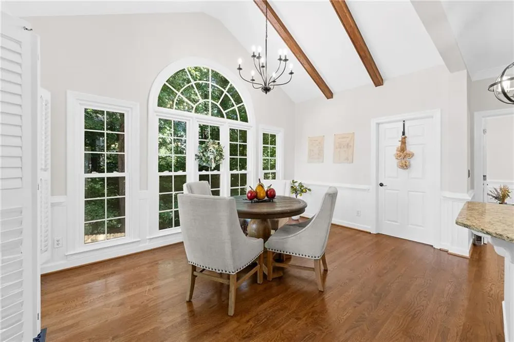 10245 Groomsbridge Road Johns Creek, GA 30022