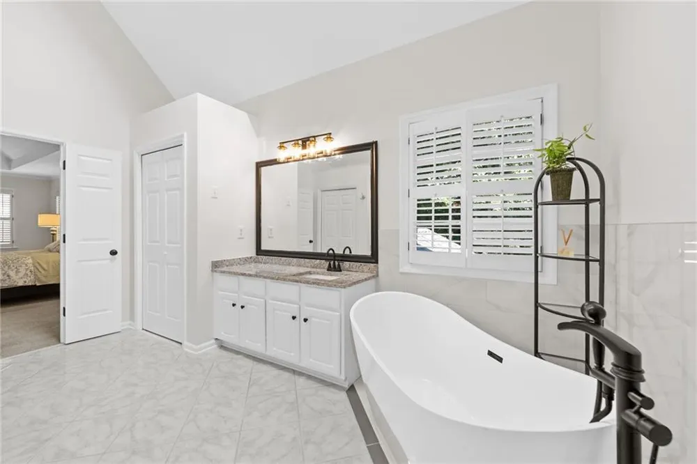 10245 Groomsbridge Road Johns Creek, GA 30022