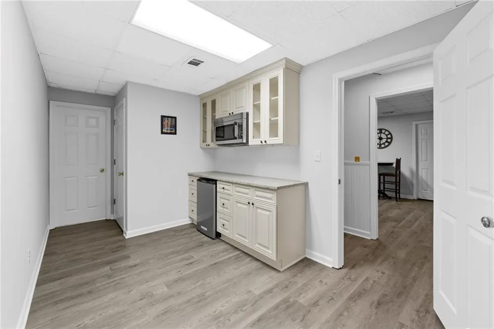 10245 Groomsbridge Road Johns Creek, GA 30022