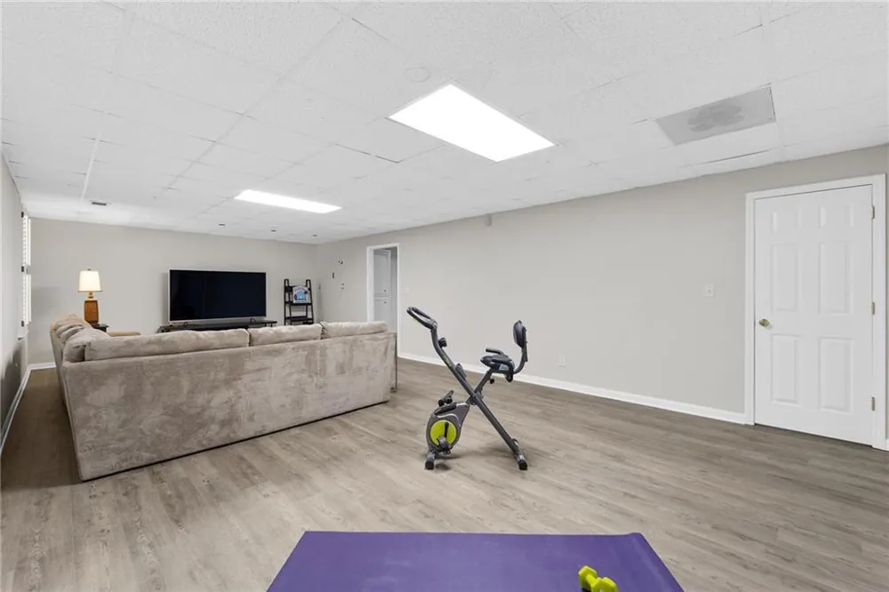 10245 Groomsbridge Road Johns Creek, GA 30022