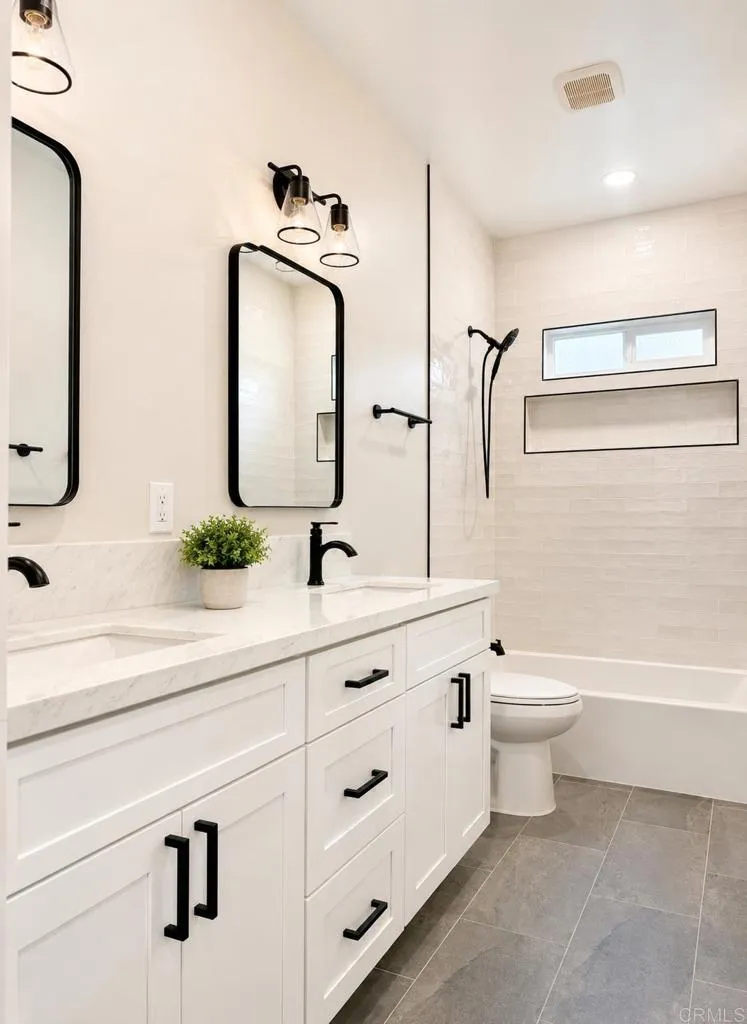 263 Hannalei Drive Vista, CA 92083