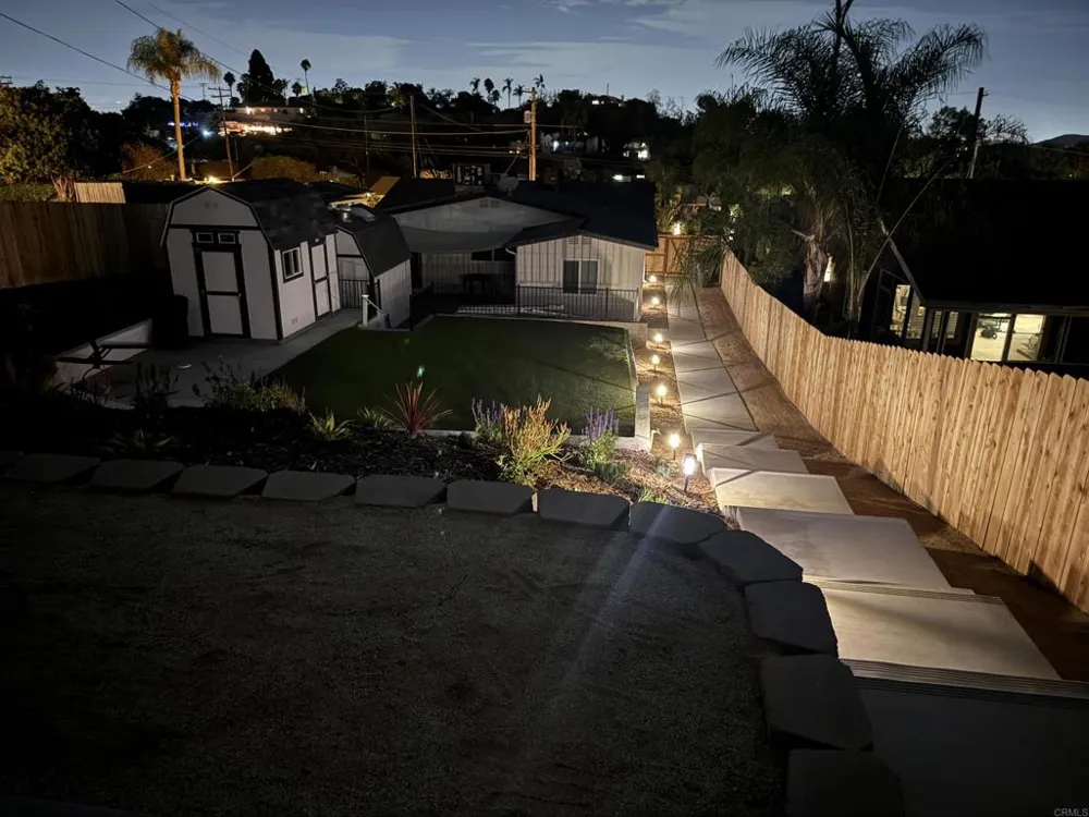 263 Hannalei Drive Vista, CA 92083