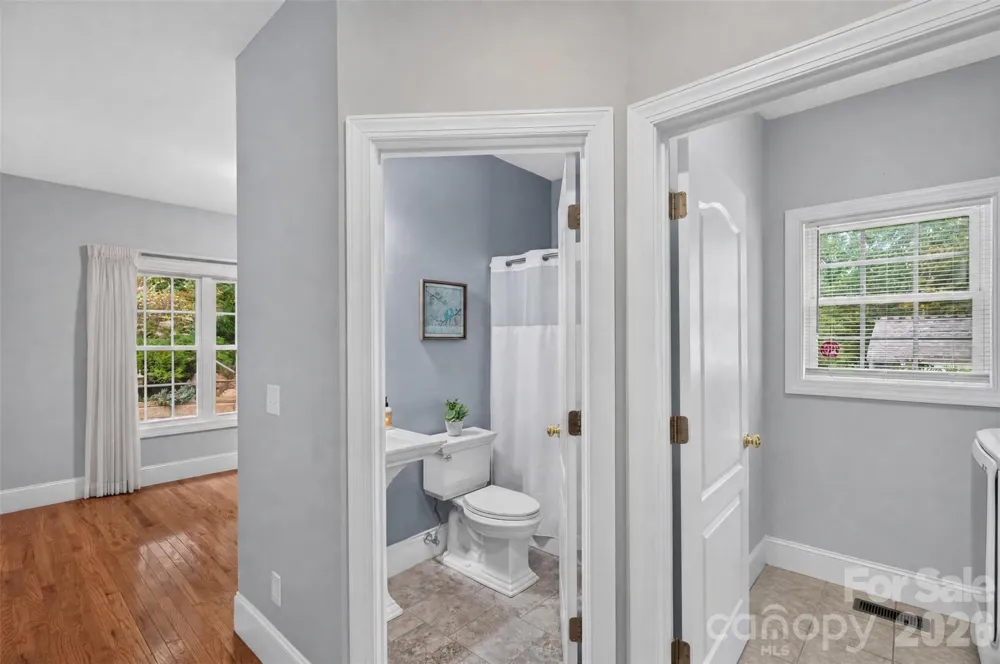 7940 Oakmont Court Hickory, NC 28602