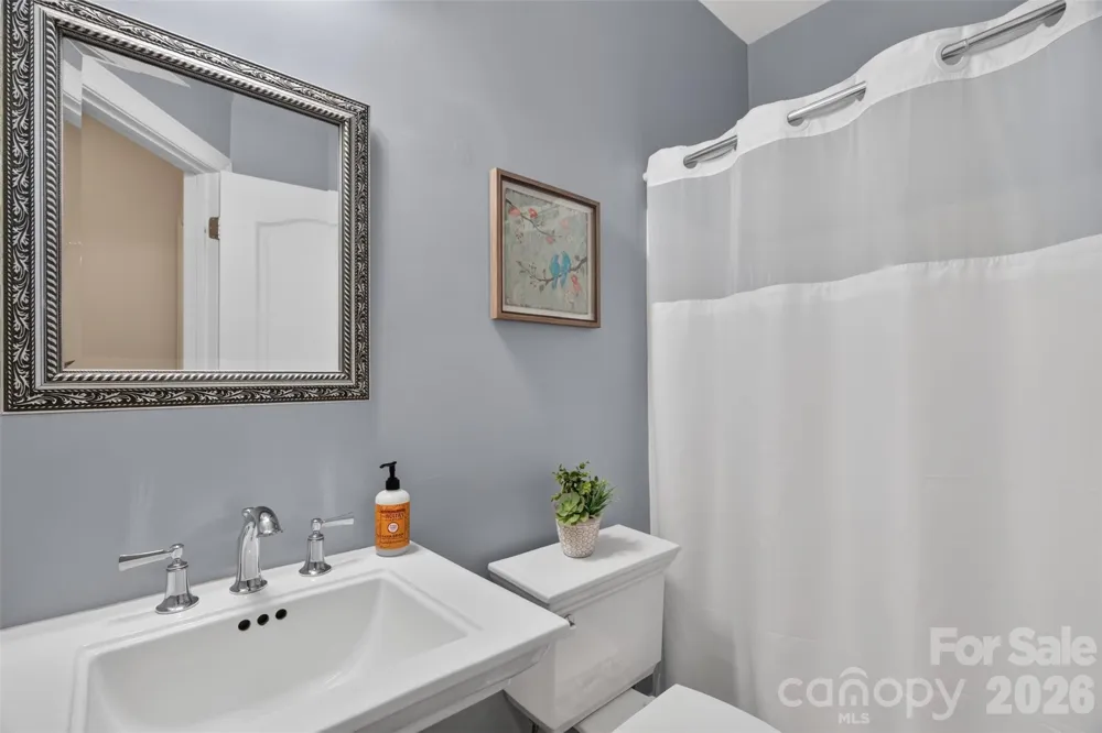 7940 Oakmont Court Hickory, NC 28602