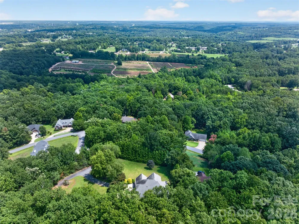 7940 Oakmont Court Hickory, NC 28602