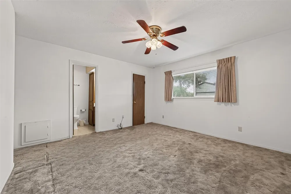 6623 Mildred Road Needville, TX 77461