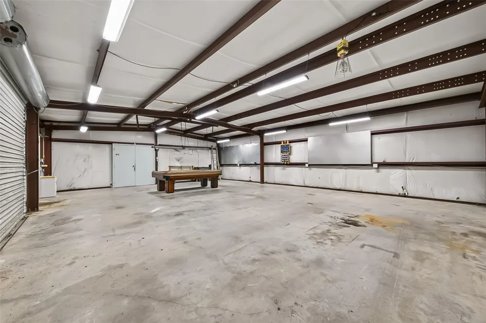 6623 Mildred Road Needville, TX 77461