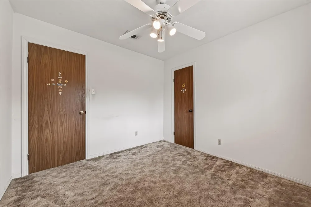 6623 Mildred Road Needville, TX 77461