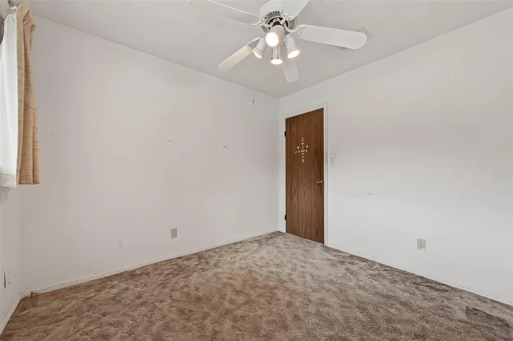 6623 Mildred Road Needville, TX 77461