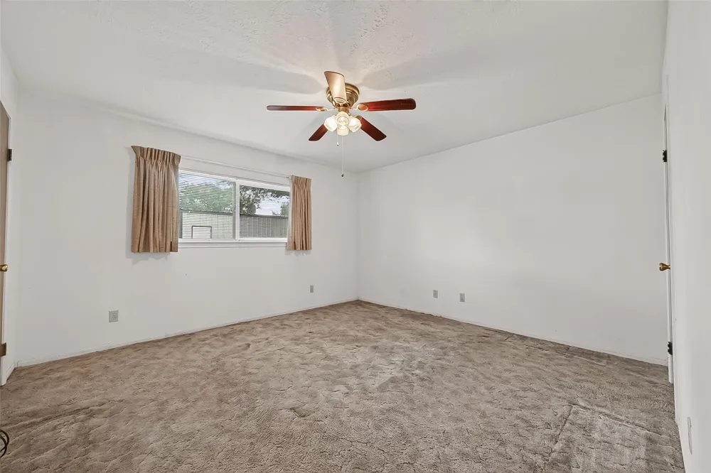 6623 Mildred Road Needville, TX 77461