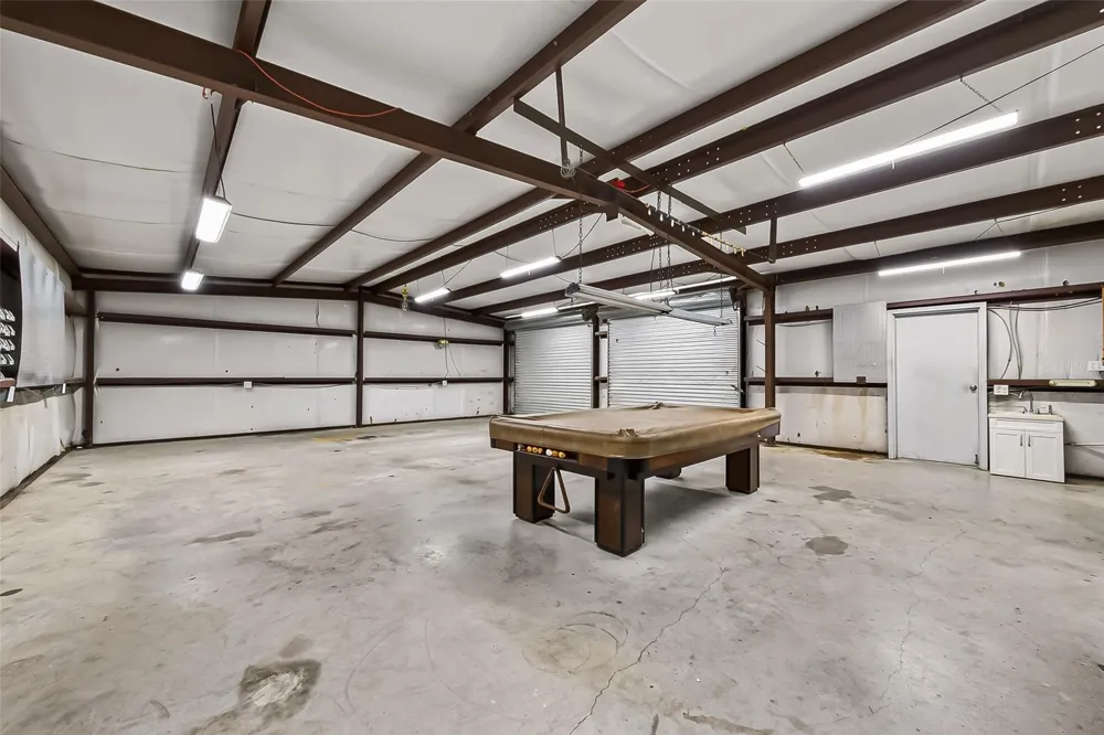 6623 Mildred Road Needville, TX 77461
