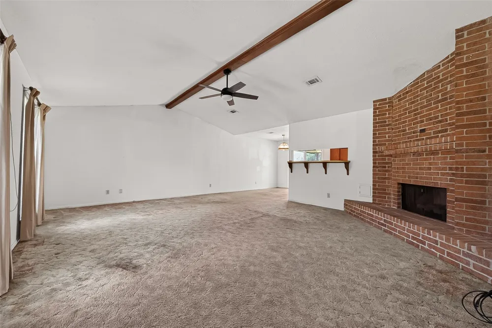 6623 Mildred Road Needville, TX 77461
