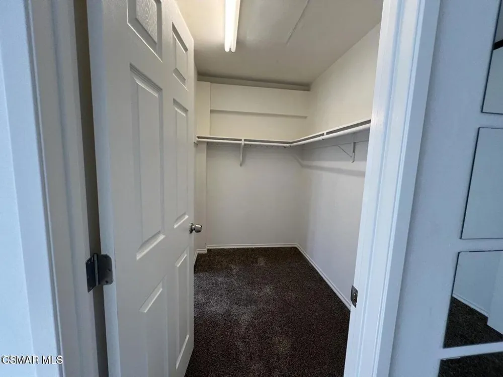 18617 Clark Street #4 Tarzana, CA 91356