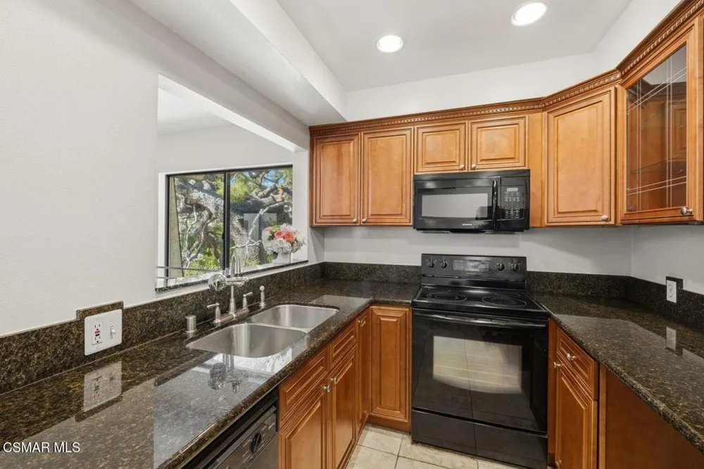 4700 Natick Avenue #310 Sherman Oaks, CA 91403