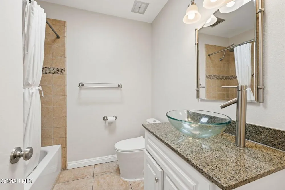 4700 Natick Avenue #310 Sherman Oaks, CA 91403