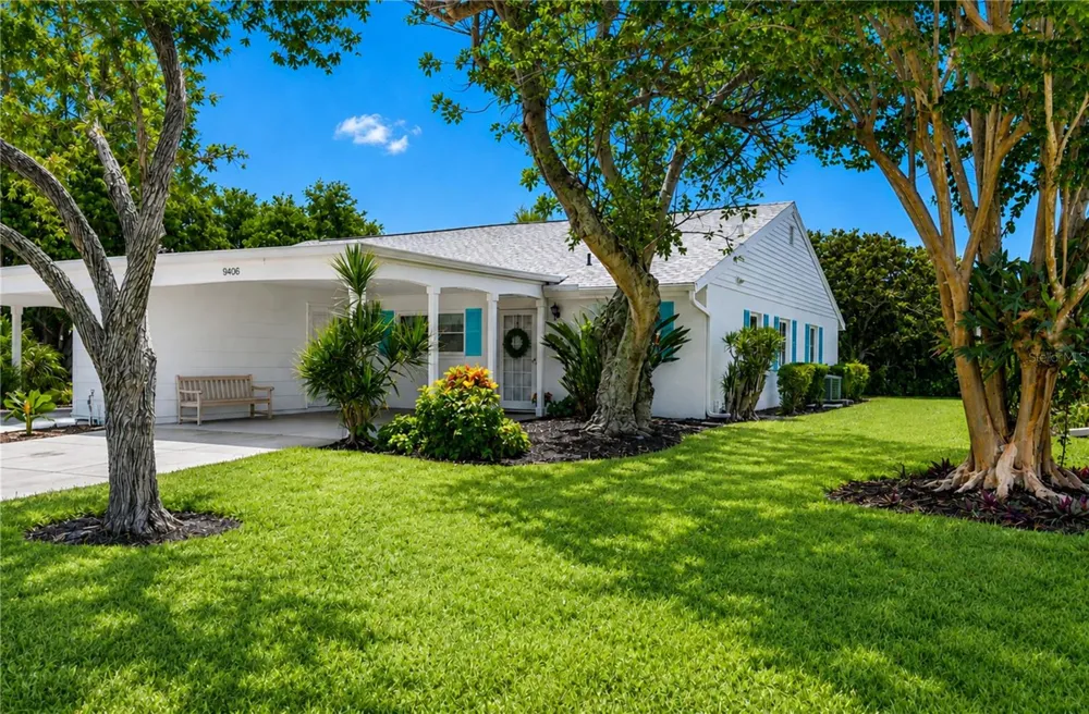9406 ANDOVER CIRCLE Bradenton, FL 34210