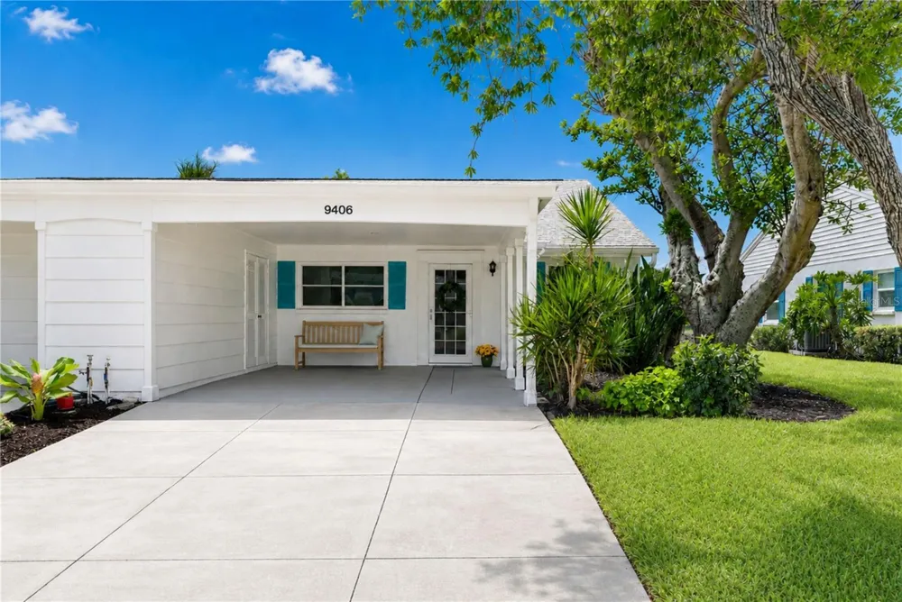 9406 ANDOVER CIRCLE Bradenton, FL 34210