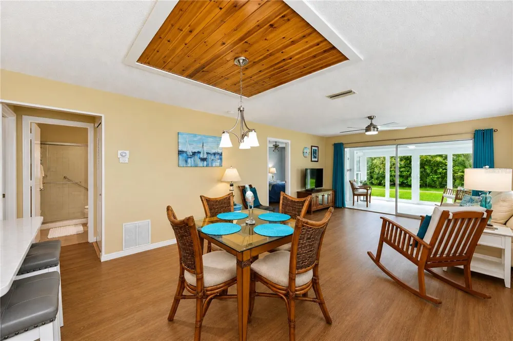 9406 ANDOVER CIRCLE Bradenton, FL 34210