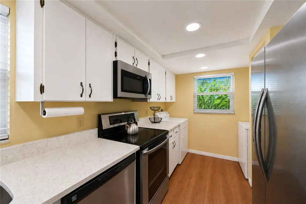 9406 ANDOVER CIRCLE Bradenton, FL 34210