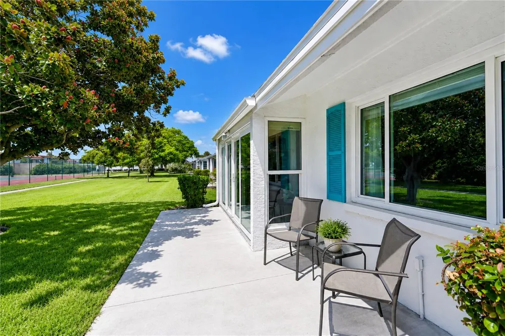 9406 ANDOVER CIRCLE Bradenton, FL 34210