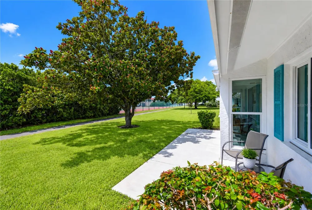 9406 ANDOVER CIRCLE Bradenton, FL 34210