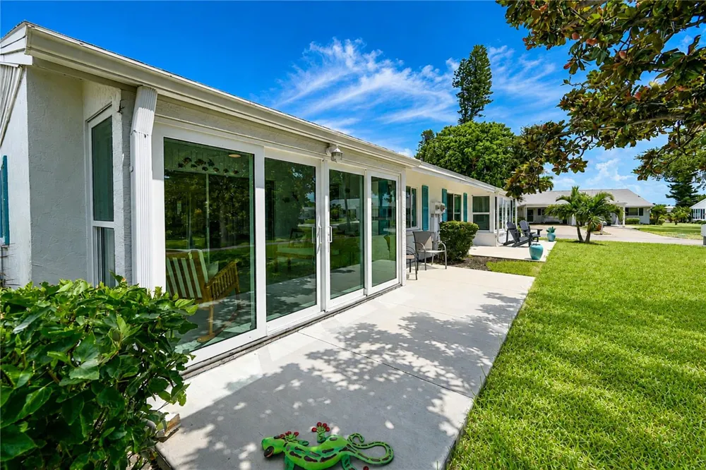 9406 ANDOVER CIRCLE Bradenton, FL 34210