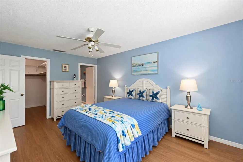 9406 ANDOVER CIRCLE Bradenton, FL 34210