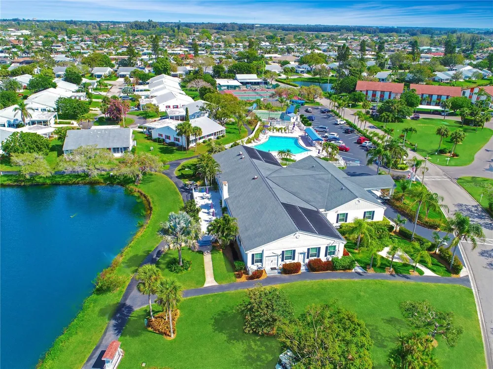 9406 ANDOVER CIRCLE Bradenton, FL 34210