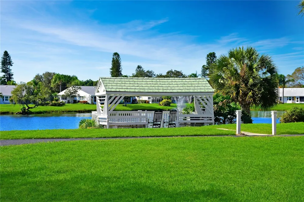 9406 ANDOVER CIRCLE Bradenton, FL 34210