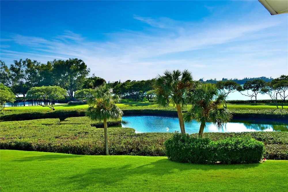 9406 ANDOVER CIRCLE Bradenton, FL 34210