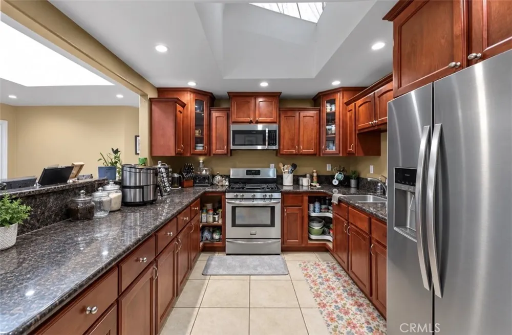 4337 Riverview Jurupa Valley, CA 92509