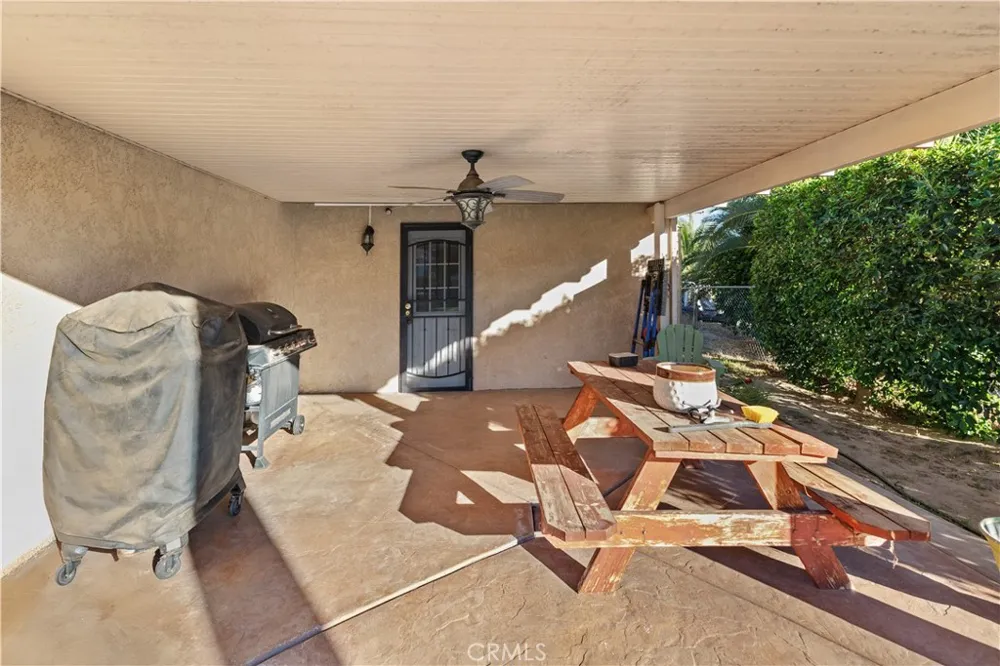 4337 Riverview Jurupa Valley, CA 92509