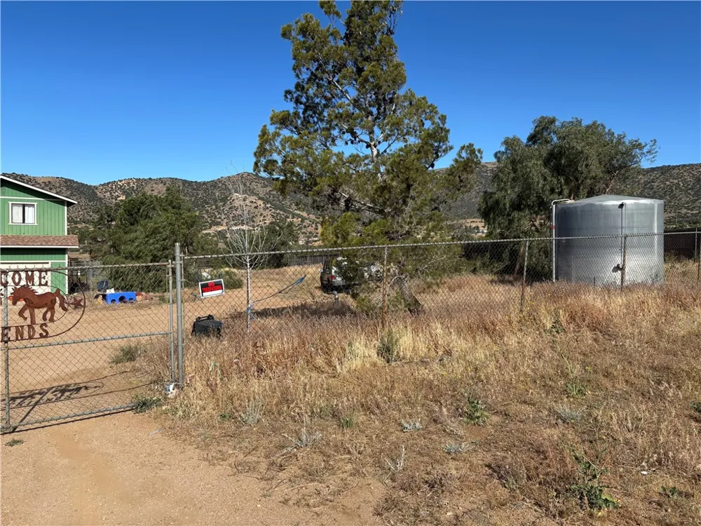 35453 31st Street W Acton, CA 93510