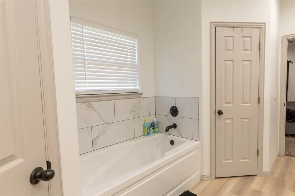 33 Bull Run Calera, OK 74730