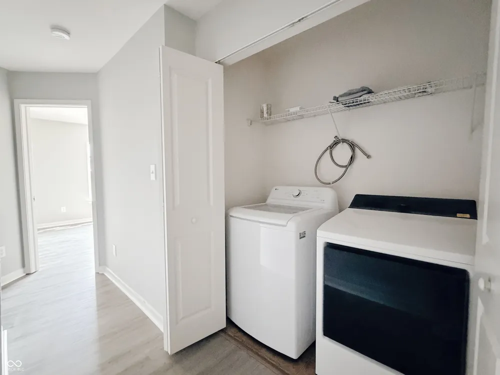11910 Riley Drive #4 Zionsville, IN 46077