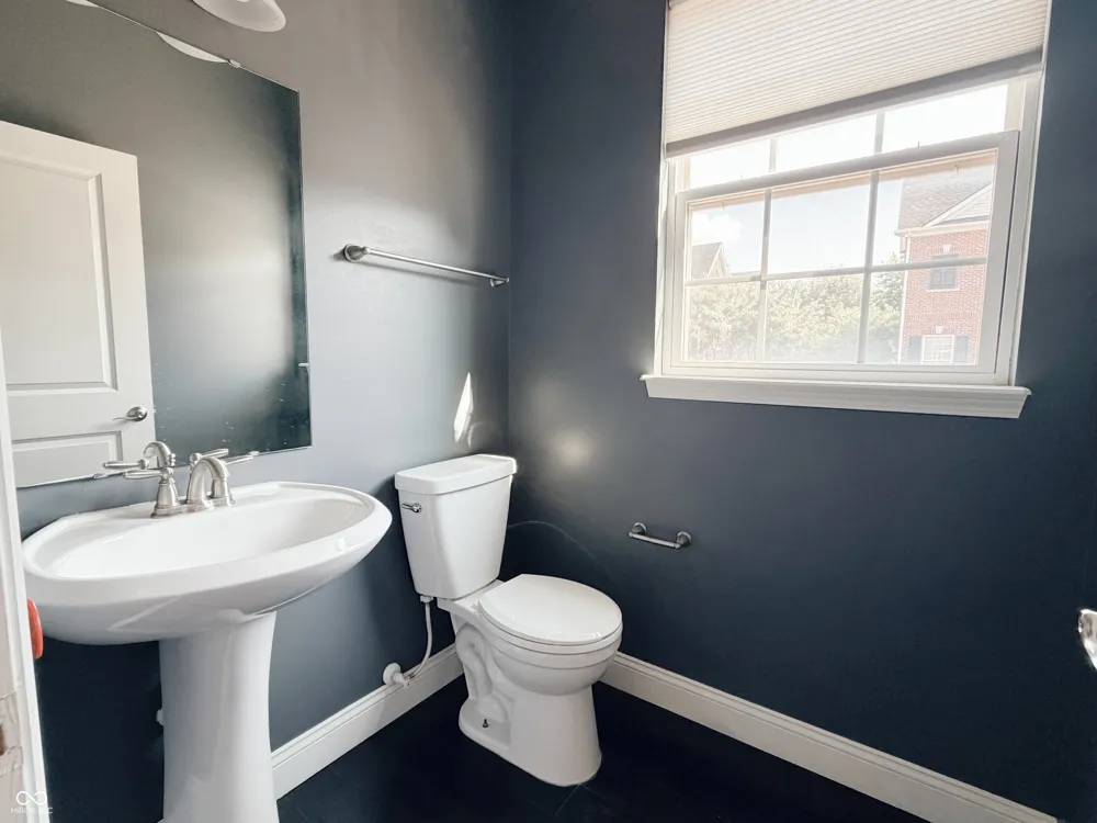11910 Riley Drive #4 Zionsville, IN 46077